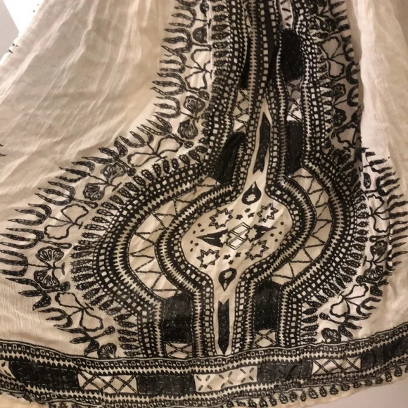 Sepogee Strapless dress - Picture 2 of 4